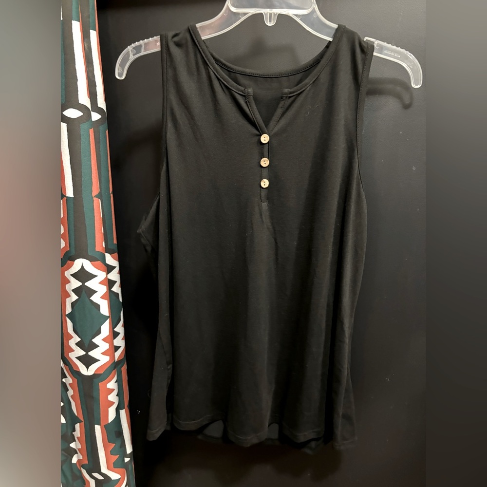 SHEIN black button up tank size XL